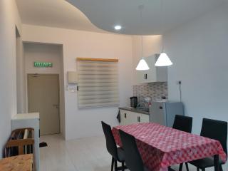 CD Seaview Apartment - Kuah - 8
