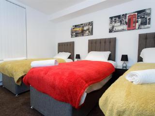 Shaftesbury Apartment - Leeds - 8
