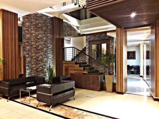 Hotel S3 Setrasari Bandung - 1