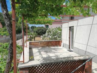 Apartment Dinka - Kornić - 8