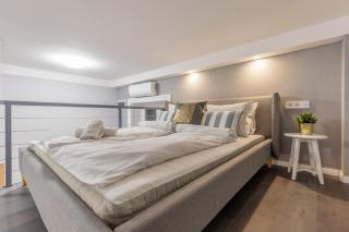 W33 - Prime Location - Comfortable Quality Apartments by BQA - 7
