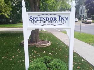 Splendor Inn Bed & Breakfast - Norwich - 8