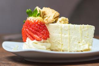 Laichmoray Hotel - 1