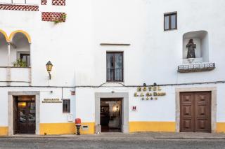 Hotel Sao Joao De Deus by RIDAN Hotels - Elvas - 1