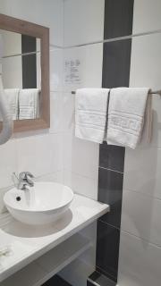 Hotel Cosmos - Paris - 1