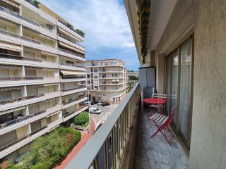Branly 3, by Welcome to Cannes - Cannes - 3