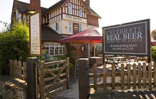 Raven Hotel by Greene King Inns - Hook - 4