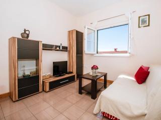 Apartment in Dalmatia for 4 Person - Starigrad-Paklenica - 4