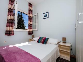 Apartment in Dalmatia for 4 Person - Starigrad-Paklenica - 7