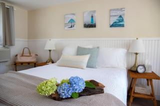 Sesuit Harbor House - 1