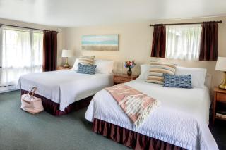 Sesuit Harbor House - 2