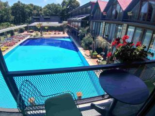 Green House Garden Park Hotel - 4