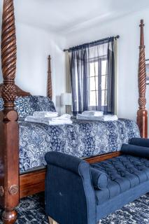 city center, 200 meters to marina, walk to everything, private yard and garden - Ponta Delgada - 7