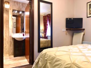 Atlantic Guest House - 8