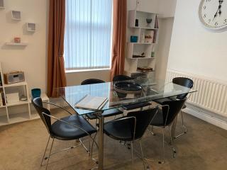 39 Cowley Road - Liverpool - 2