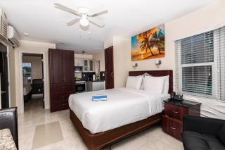Caribbean Resort by the Ocean - Hollywood - 2