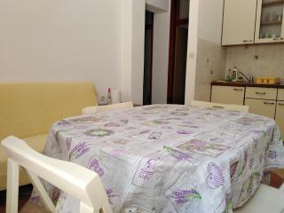 Apartments Lalić - Two bedroom ground floor apartment close to the beach - 3