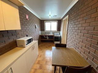 Econo Lodge Lilydale - 9