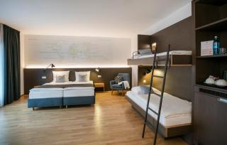 JUFA Hotel Hamburg HafenCity - Hamburg - 1
