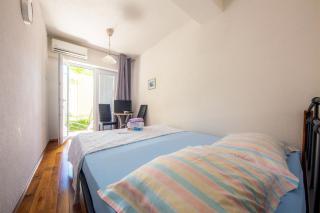 Eco-Apartments with nice garden - Baška Voda - 8