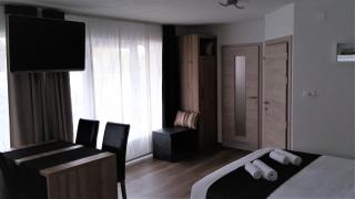 Yellow Dreamhouse - 3