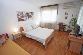 Apartment Nena - Tošin Bunar - 9
