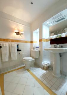 Le Manoir du Lac Delage - 3