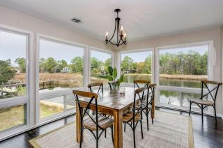 Lone Palm on the Bayou - Pensacola - 9