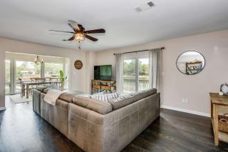 Lone Palm on the Bayou - Pensacola - 8