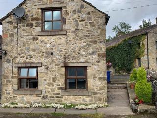 Fox and Hounds Cottage, Starbotton - 4