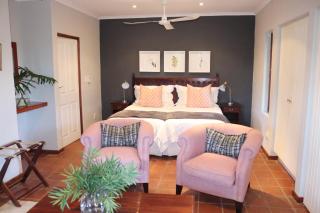 Heuglins Lodge - White River - 2