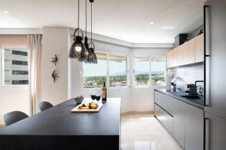 MARBELLA CITY BEACHFRONT WITH SEA VIEW - Marbella - 6