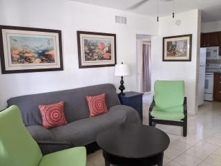 Breakaway Inn Guest House - Fort Lauderdale - 3