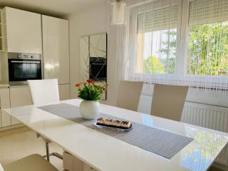 Apartman Korina - Otočac - 0