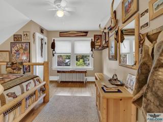 Robins Nest Bed & Breakfast - Cody - 1