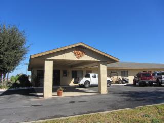 Hebbronville Executive Inn - Hebbronville - 6
