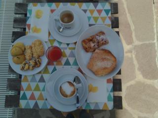 Magnolia Room & Breakfast - 2