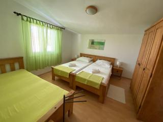 ***Quiet place near sea and National park*** - Starigrad-Paklenica - 2
