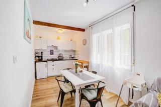 Vacation home Korina - 1