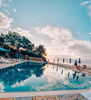 Aqua Holiday Apartments - 8