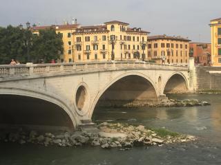 Lady Verona Residence - Verona - 8