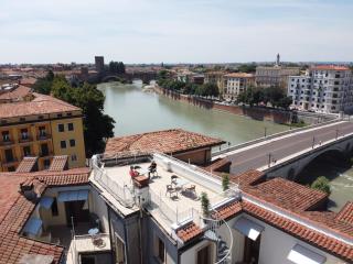 Lady Verona Residence - Verona - 5