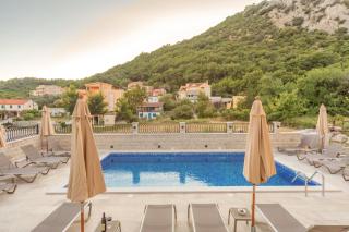 Luxury Apartments Queen - Petrovac na Moru - 1