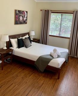 Montville Holiday Apartments - Montville - 1