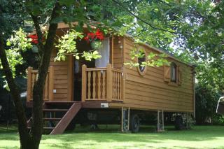 La Roulotte d'Emilie et son jacuzzi privé - 1