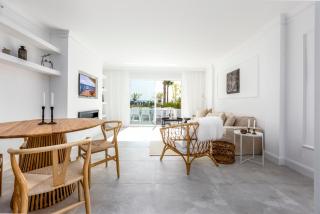 Bella Vista Puerto Banus apartment with sea views - Marbella - 7