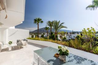 Bella Vista Puerto Banus apartment with sea views - Marbella - 8