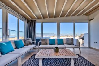 Valletta Luxury 4-Bedroom Duplex with Stunning Sea Views Private Terrace and Jacuzzi - 5