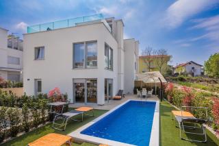 Villa Antonela - 1