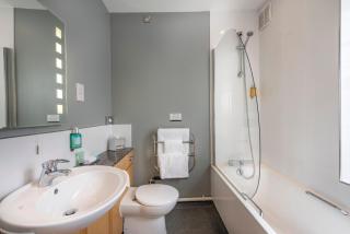 The Swan Hotel, Stafford, Staffordshire - 4